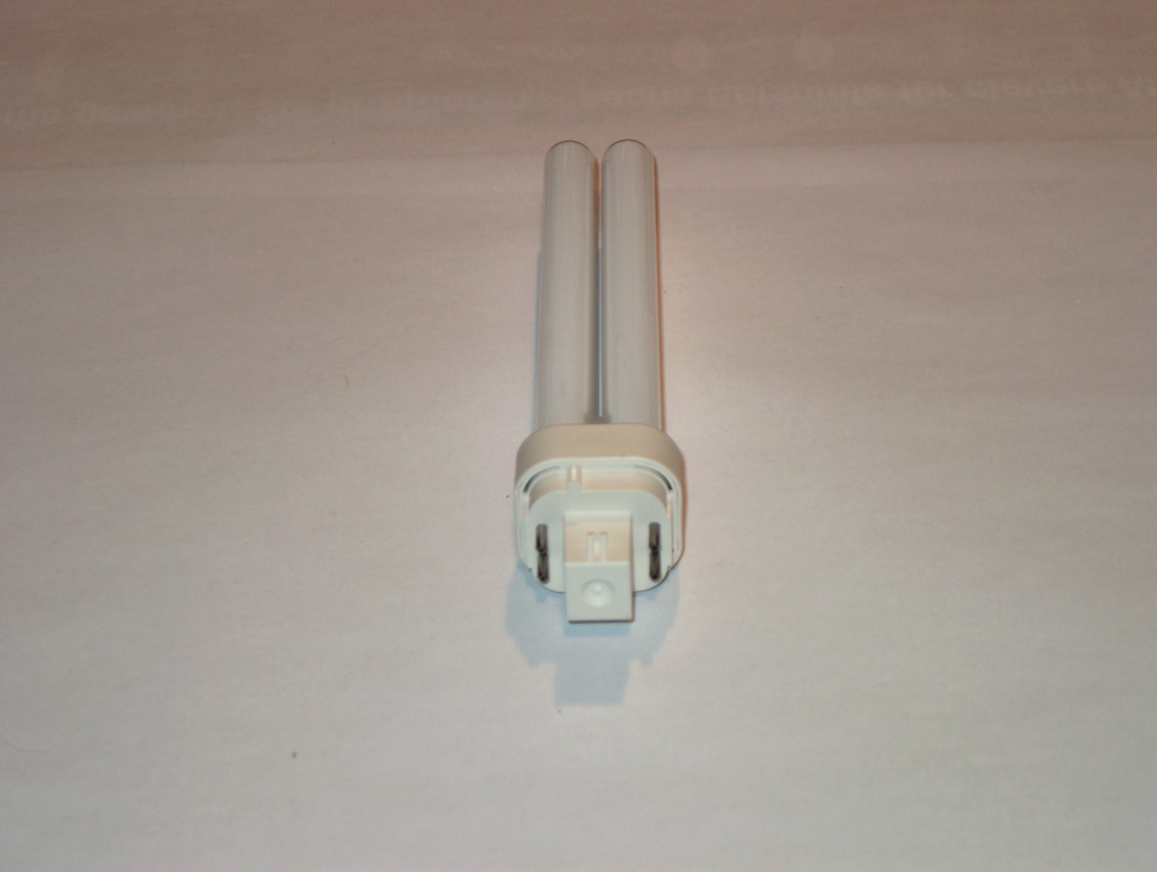 Philips PL-C 18W - 827 4P
